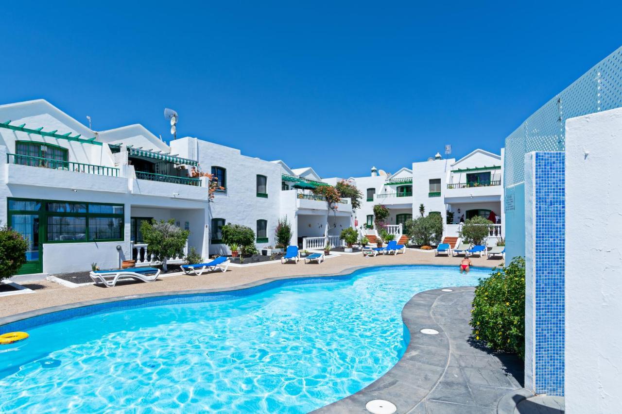 Apartment Oceanic Breeze Share Pool By Pvl Puerto del Carmen  Exterior photo